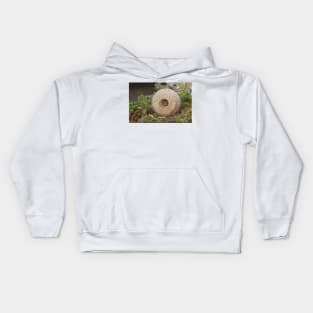 mouse in a ball of string 2 Kids Hoodie